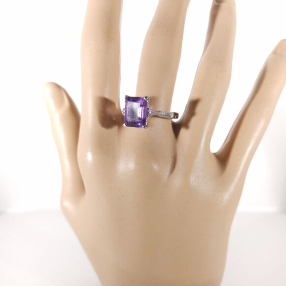 Alexite Color Change Ring Size 8 - Picture 6 of 7